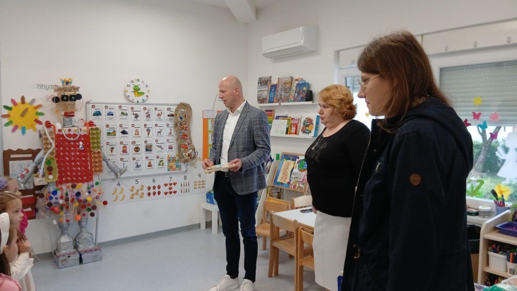 Robot Sunčica donio pobjedu skupini Gusjenice na natjecanju VG Čistoće - slika broj: 5